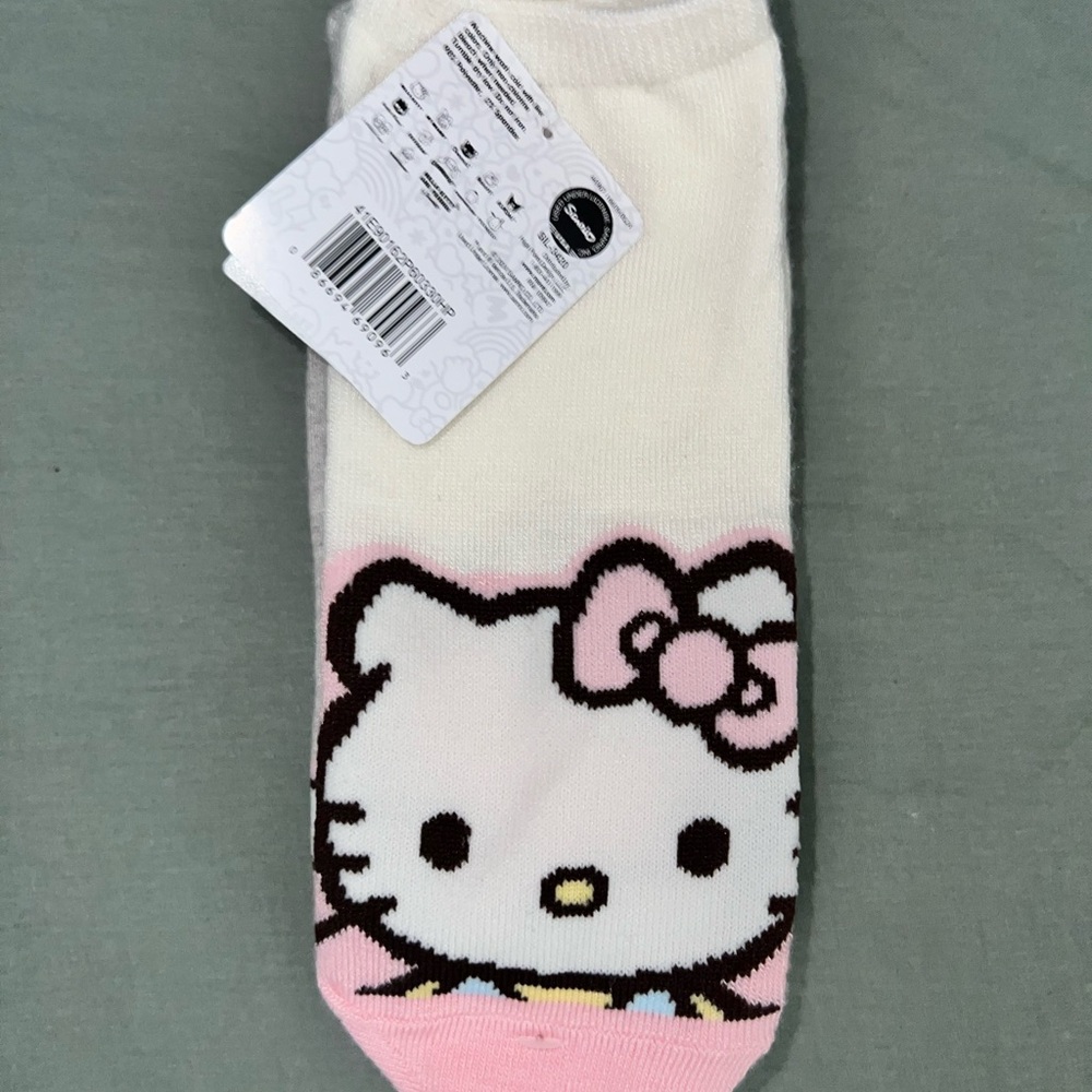Hello kitty socks